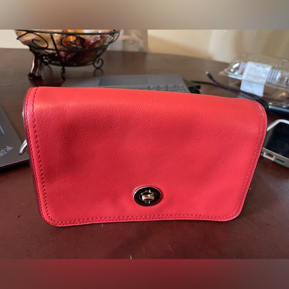Coach Legacy Penny #19914 Bright Coral Crossbody w/Tassels Turn Lock EUC - Picture 3 of 15